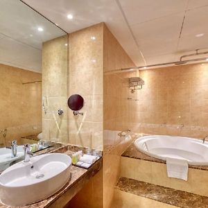 Skyline Premium Room